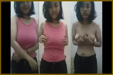 Ayang Minta Video Lagi Masturbasi poster